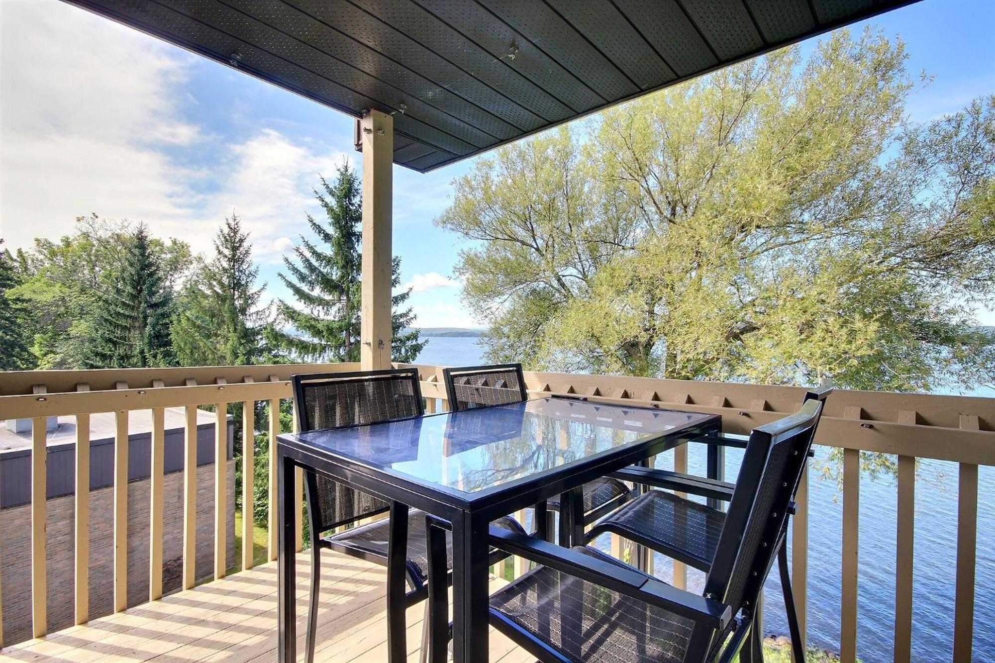 Location Tourisme Estrie - Oberge Du Village Magog Luaran gambar