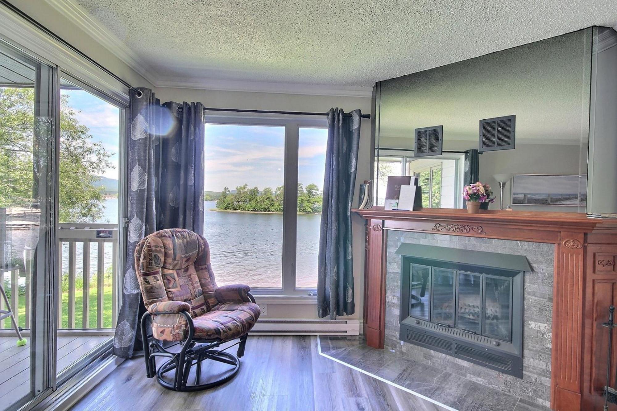Location Tourisme Estrie - Oberge Du Village Magog Luaran gambar